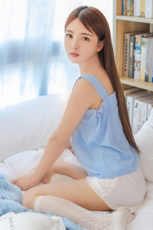 按摩棒塞着不准拿出来